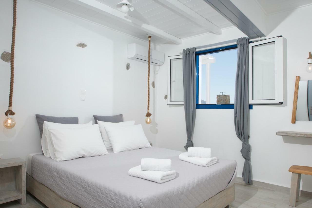 Parian White Luxury Apartments Páros Buitenkant foto